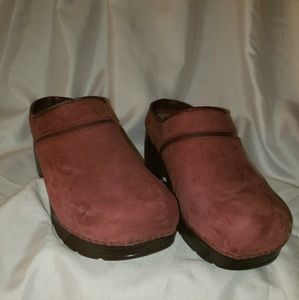 Maroon Suede Clogs, Size 7